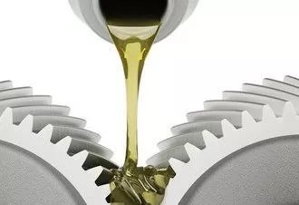 低溫環境下建筑機械的潤滑油選擇策略